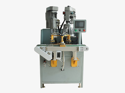 機(jī)械手臂送料分度盤(pán)鉆攻機(jī) 機(jī)械手臂送料分度盤(pán)鉆攻機(jī)